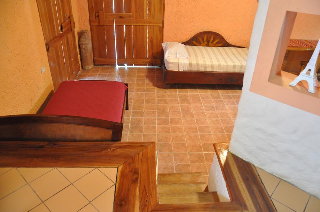 Hacienda La Isla Lodge Sarapiqui Ruang foto