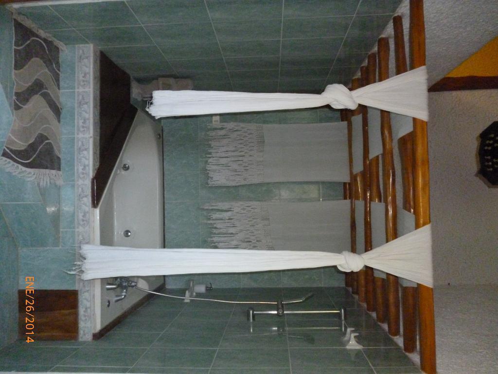 Hacienda La Isla Lodge Sarapiqui Bagian luar foto