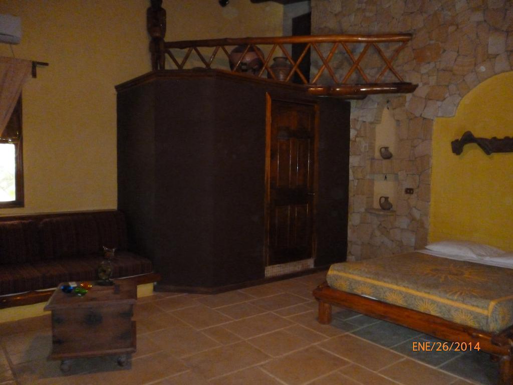 Hacienda La Isla Lodge Sarapiqui Ruang foto