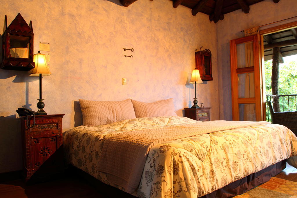 Hacienda La Isla Lodge Sarapiqui Ruang foto